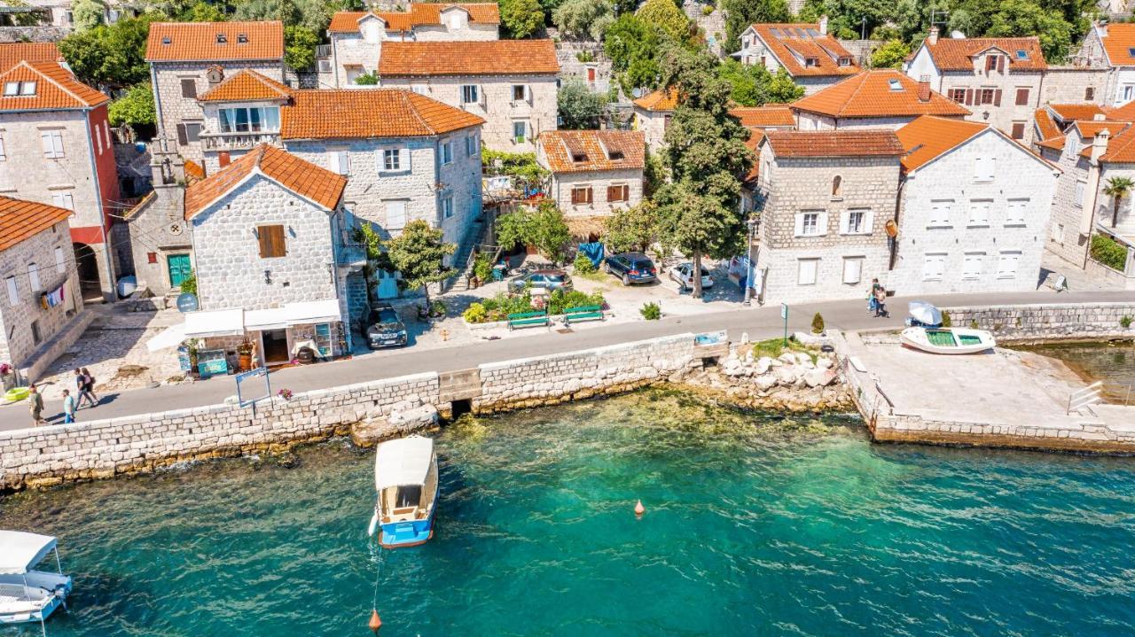 Charming Bohemian House In Perast Exterior foto