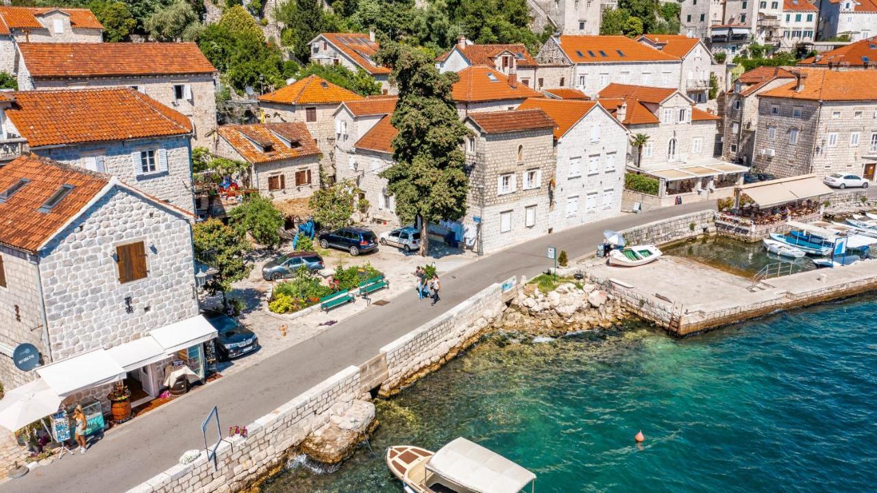 Charming Bohemian House In Perast Exterior foto